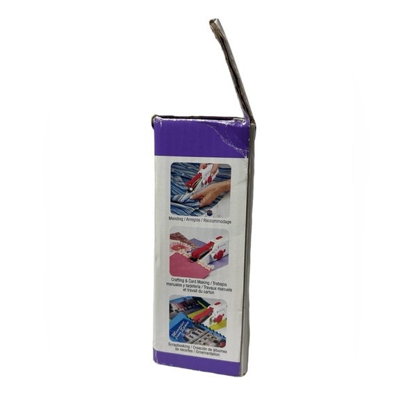 Singer Stitch Sew Quick: Handheld Cordless Mending Machine - Picture 6 of 6